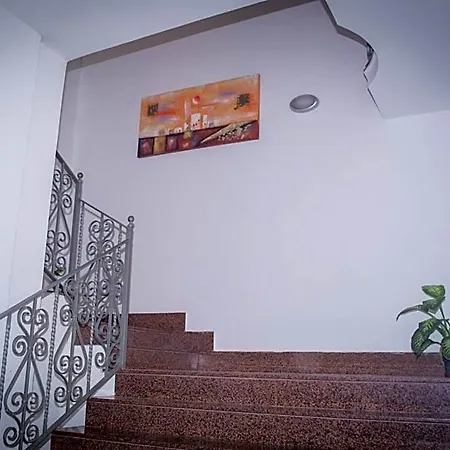 Hotel Max E Restaurant